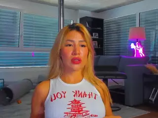 MeghanWolf's Live Sex Cam Show