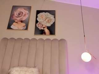 saraa-blonde