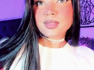 zoe-zaballa Live Webcam on CamSoda