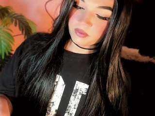 zoe-zaballa Live Webcam on CamSoda