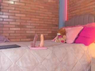 candie26 live webcam show