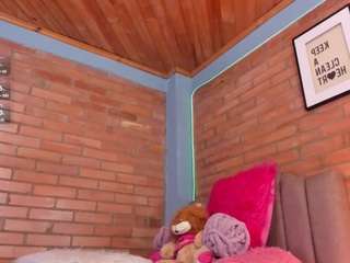 candie26 avatar