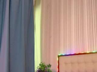rubyvalen Live Webcam on CamSoda