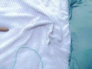 annejulienne live cam preview