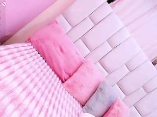 baabyanaa Live Webcam on CamSoda