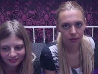 Live webcam model blondedolls on Soda Cams