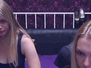 blondedolls