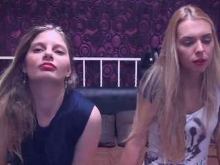 blondedolls