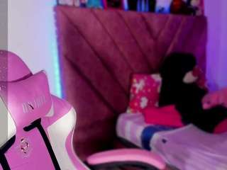 White, Small Tits, Hd, Young A Camiqa – Free Live Video Chat with Strangers Online