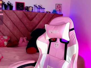 elysexidoll live cam profile