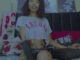 Evangeline2604 live cam preview