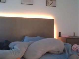 freaknique Live Webcam on CamSoda