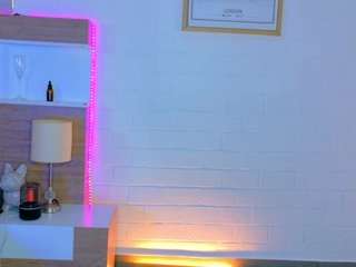 karol-scott live cam profile