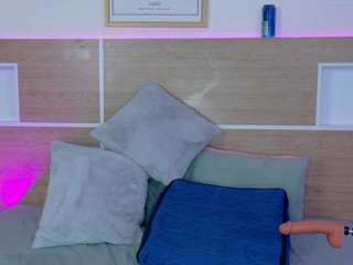 KAROL-SCOTT live webcam show
