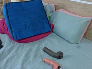 KAROL-SCOTT live webcam show