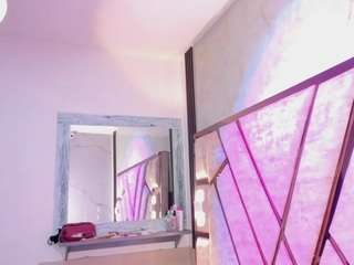 anny-run69 live webcam show