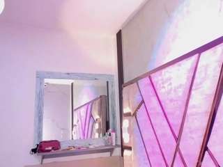 anny-run69 live webcam show