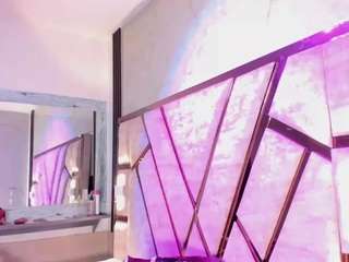 anny-run69 live webcam show