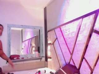 Anny Run live webcam show