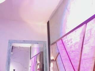 Anny Run live webcam show