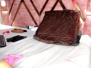 Anny Run's Live Sex Cam Show