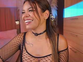 cataliinaevains Live Webcam on CamSoda