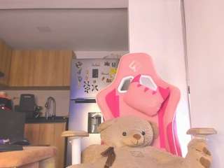 isabellaxts Live Webcam on CamSoda