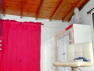 emilhornett Live Webcam on CamSoda