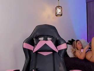 zaria-ivanov's CamSoda show and profile