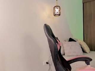 zaria-ivanov Live Webcam on CamSoda