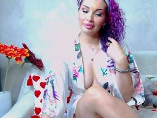 darinalovelyy Live Webcam on CamSoda