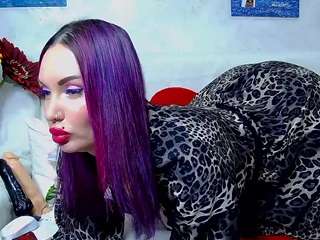 darinalovelyy Live Webcam on CamSoda