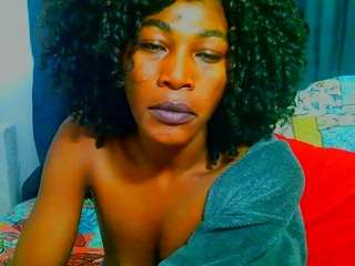 freakynaughty86's CamSoda show and profile