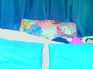 freakynaughty86 live webcam show