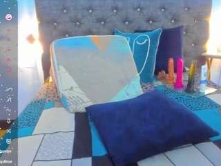 kasandra-hotsex's CamSoda show and profile