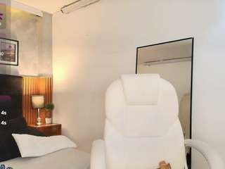 ladyreyes webcam