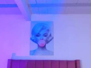 laurag4 Live Webcam on CamSoda