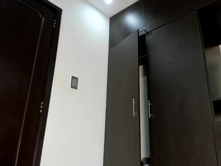 indianova Live Webcam on CamSoda