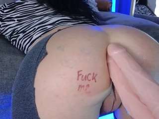 lolahotwet
