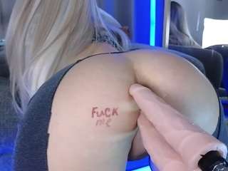 lolahotwet