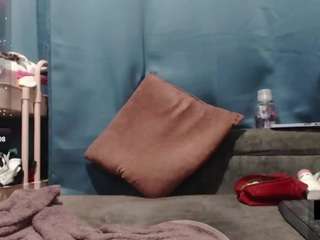 Viioletta19's cam show statistics and live stream
