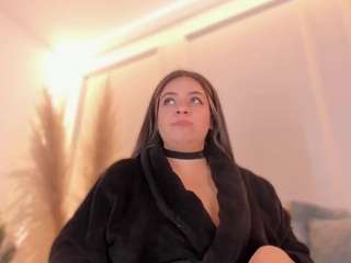 sara-bonneth live webcam show