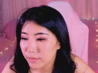 daddyswendy, female webcam model,  years old, on live webcam