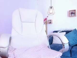 dina-ride Live Webcam on CamSoda