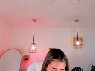 dina-ride live cam profile