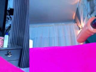 nathaxaleans's CamSoda show and profile