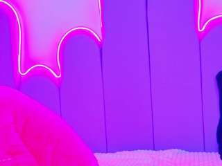 This model is live right now. nathaxaleans
