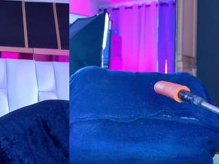 NathaxaLeans live webcam show