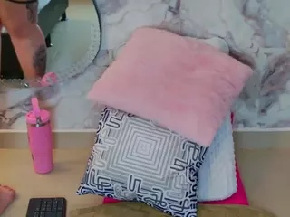 NathaxaLeans's Live Sex Cam Show