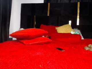 le modèle divafierce est en webcam porno dans un show sur le site camsoda, il possède les tags suivants: ass,fuck-machine,wet,toys,thick,tease,tattoos,strip,spank,smoking,pussy,lush,asshole,full-nudity,lovense,fingers,cum,bedroom,black hair,brown eyes